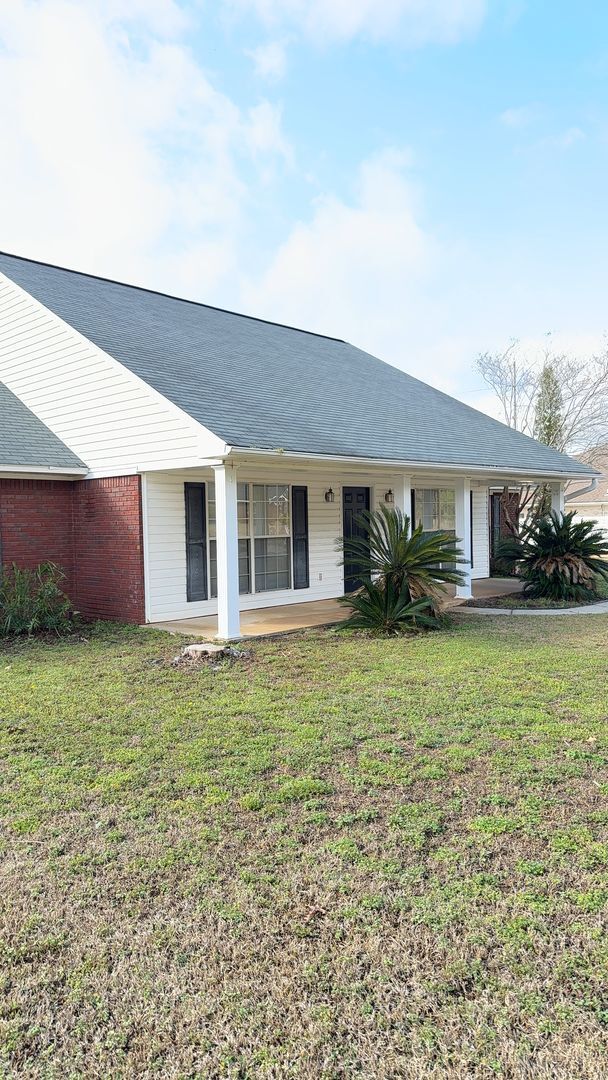 Building Photo - 117 Britt Dr