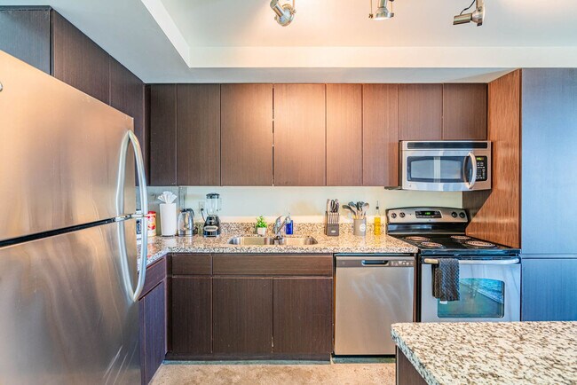 Building Photo - 915 N 4th St