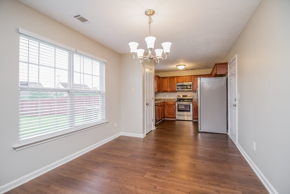 Building Photo - 132 Berele Shepsele Ln