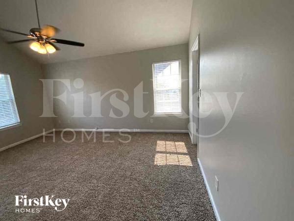 Building Photo - 1585 Heatherton Rd