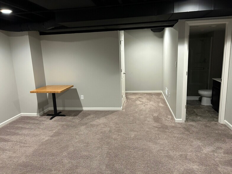Building Photo - 5017 Freehold Rock Dr