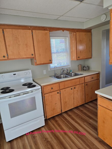 Building Photo - 3514 Dale Ave