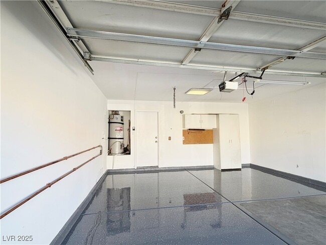 Building Photo - 9449 Amber Valley Ln