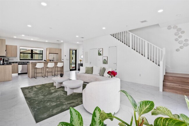 Primary Photo - 6146 SW 36th Ct