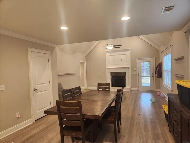 Building Photo - 105 Herman Dr