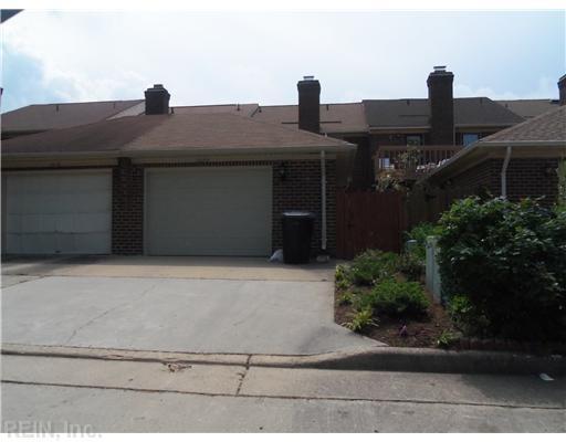 Building Photo - 1020 Colonial Meadows Way