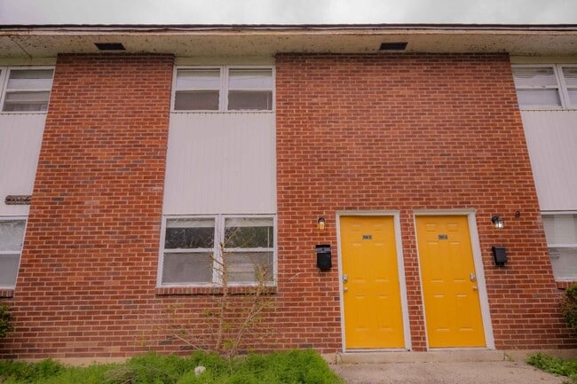 Building Photo - 3105 Clairpoint Ct