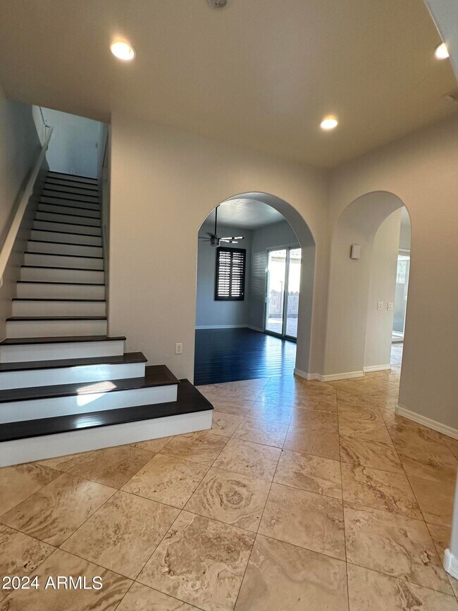 Building Photo - 2251 E Azalea Dr