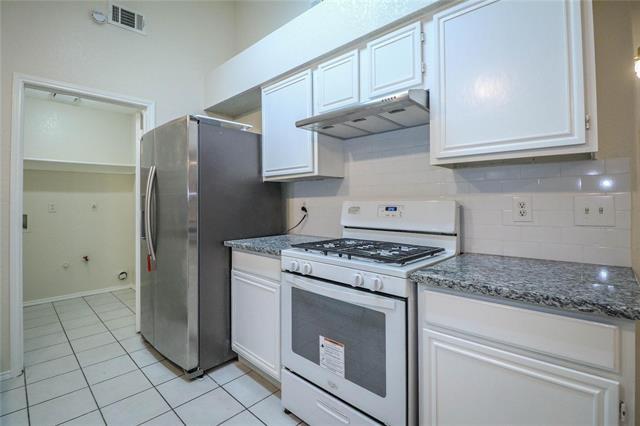 Building Photo - 2109 Lavender Ln