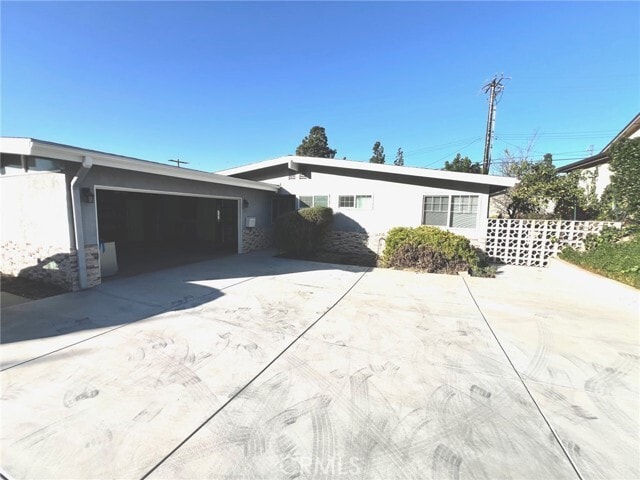 Building Photo - 1869 Copa Way