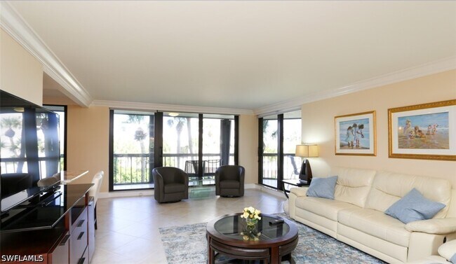 Building Photo - 4551 Gulf Shore Blvd N