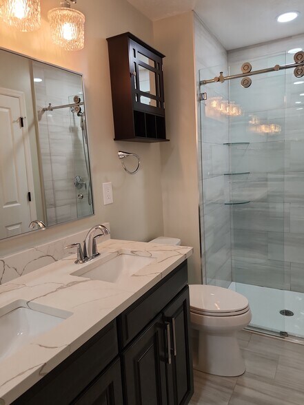 Building Photo - 9308 Gordon Ct