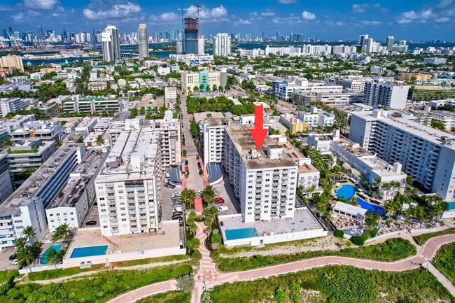 Building Photo - 401 Ocean Dr