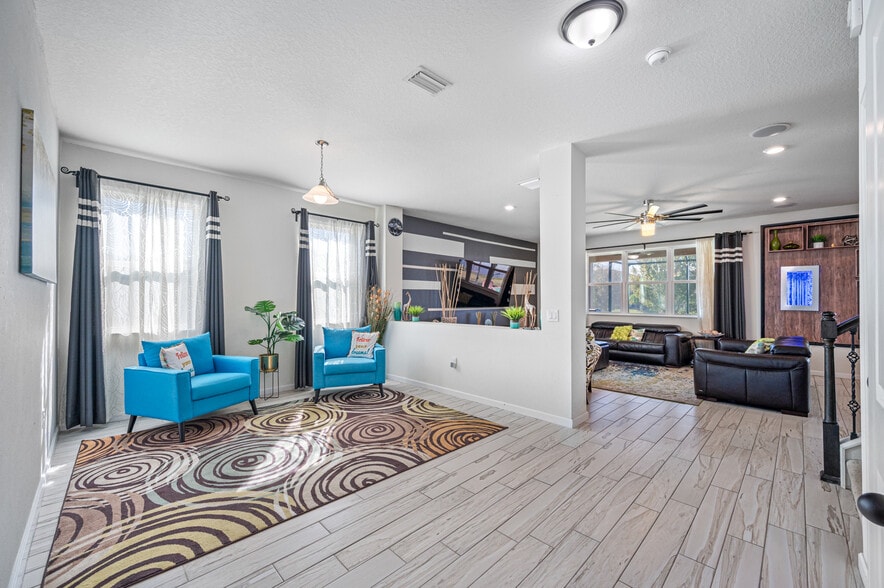 Building Photo - 12171 Moss Lake Loop