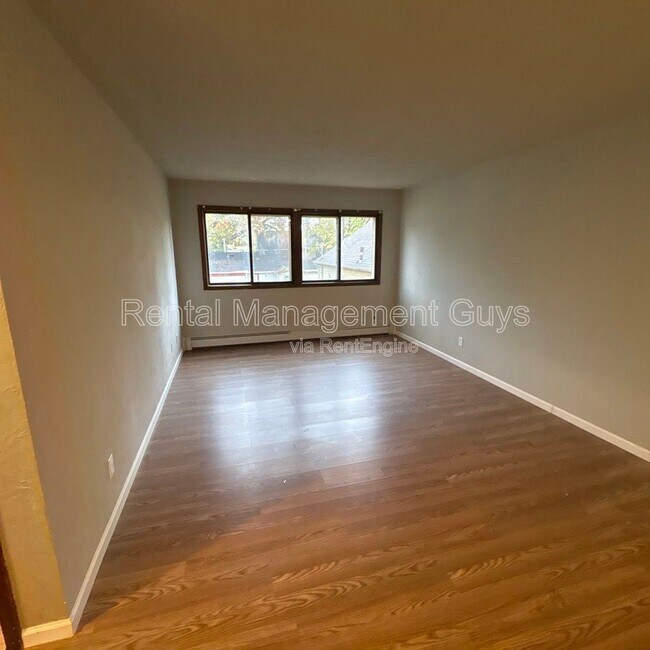 Building Photo - 3643 N Penn Ave