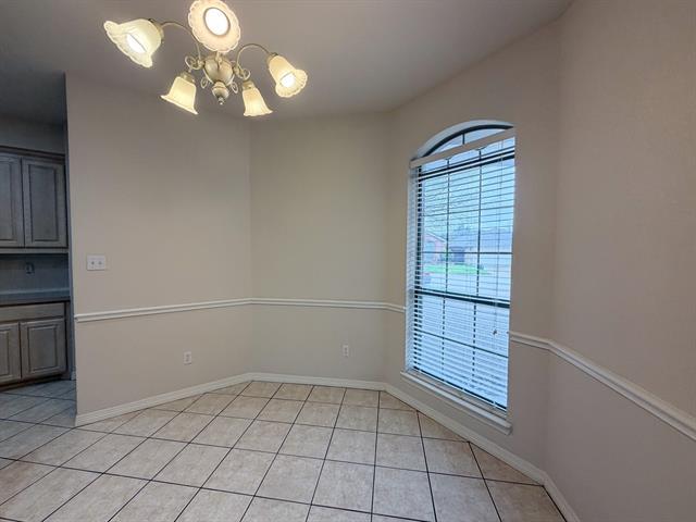 Building Photo - 708 Nandina Way