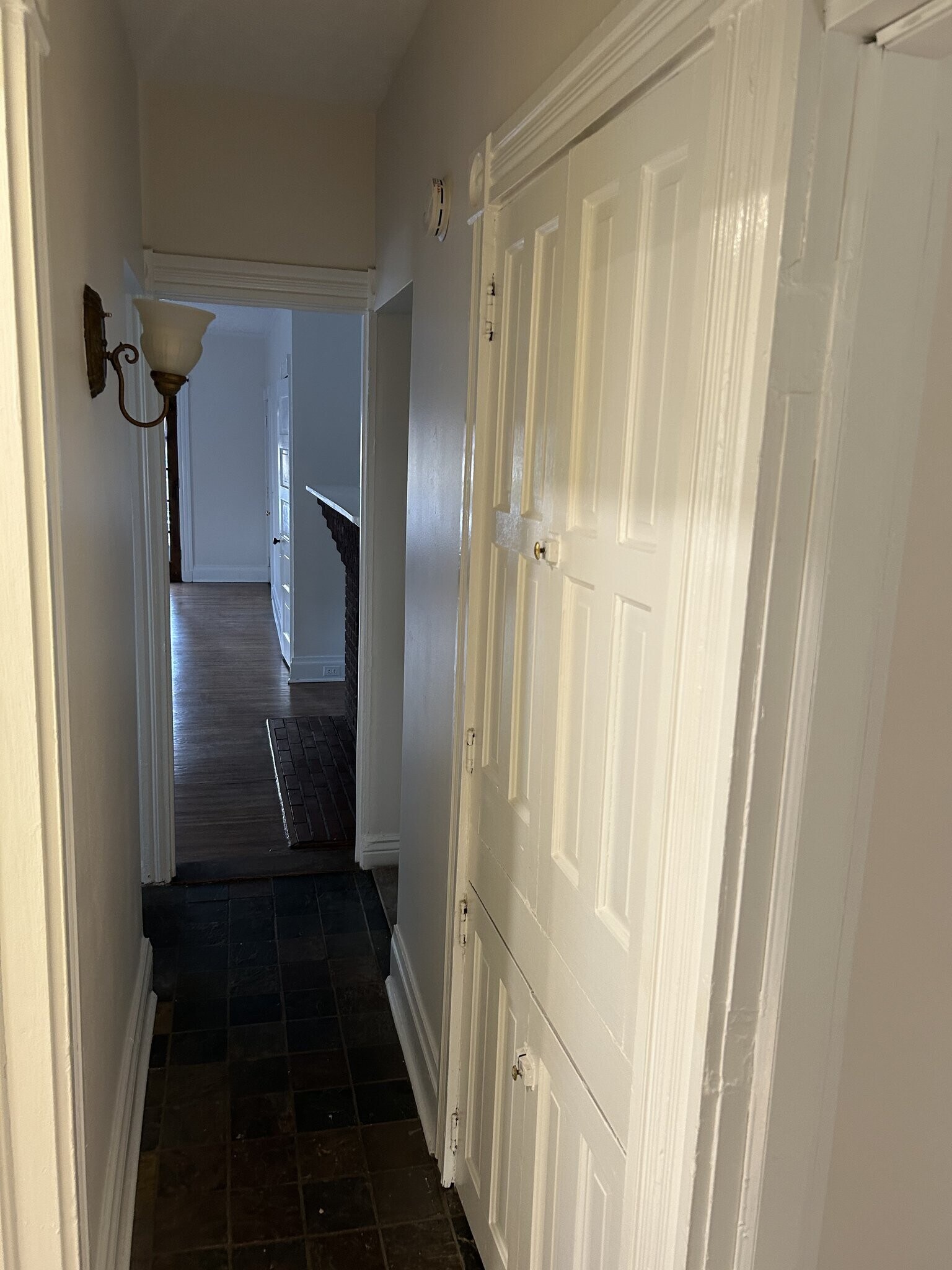 Building Photo - 137 Harvard St