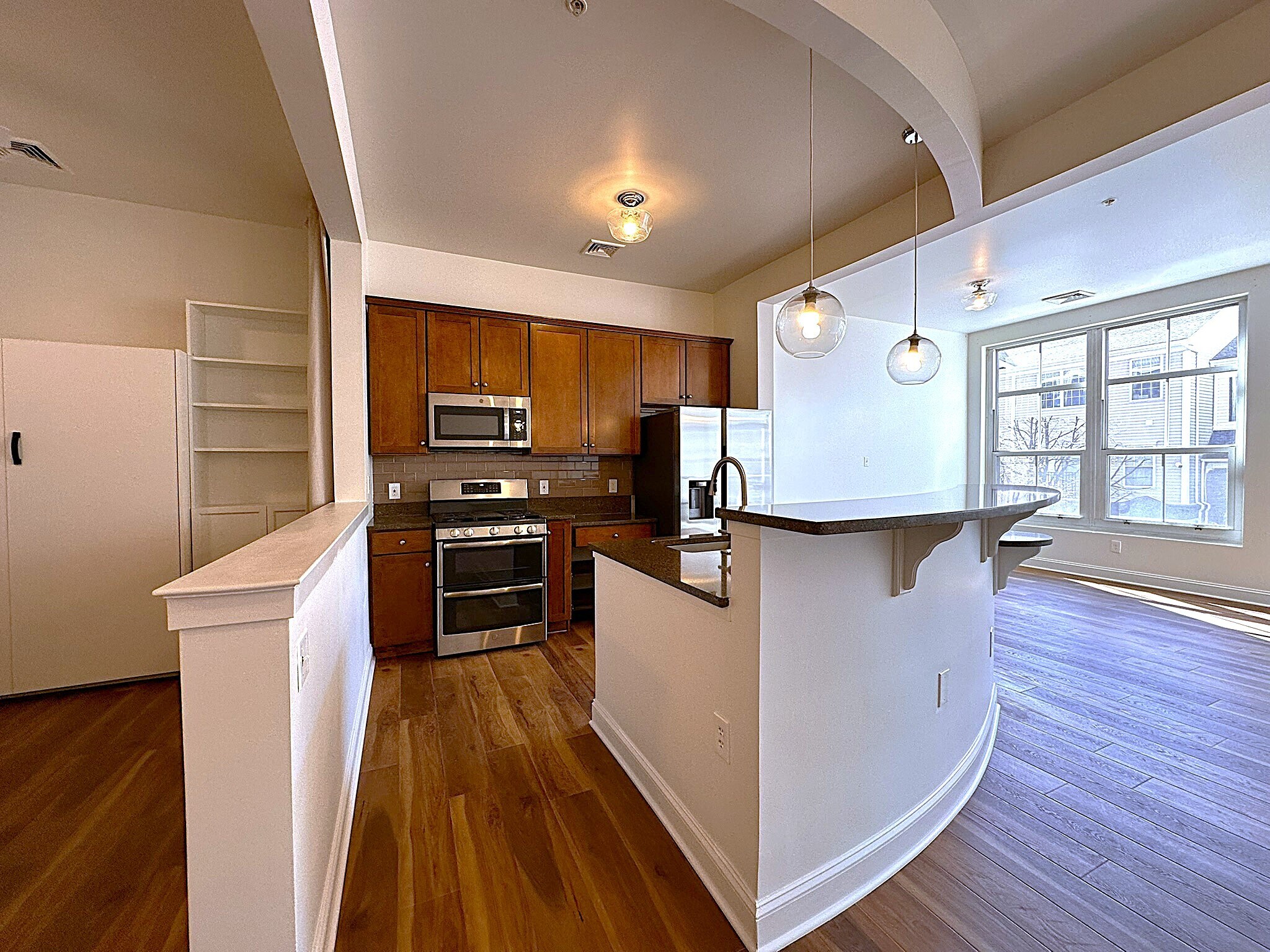 Building Photo - 55 Mallory Ave