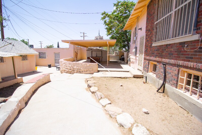 Building Photo - 2900 San Diego Ave