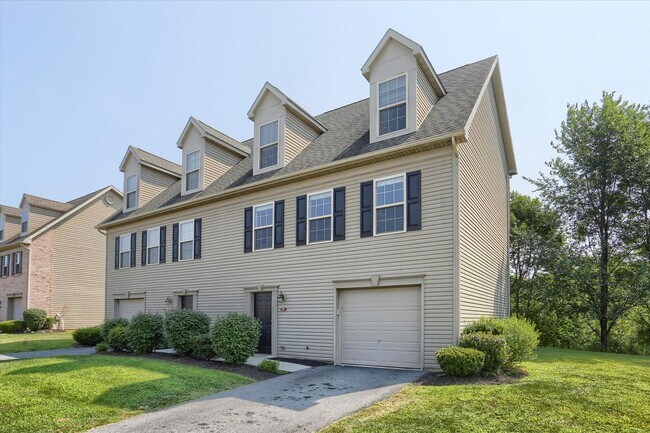 Building Photo - 35 Brook Side Dr