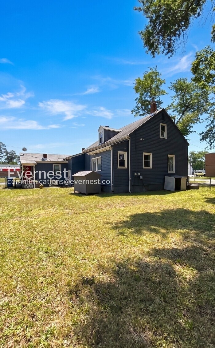 Building Photo - 2700 Cogbill Rd
