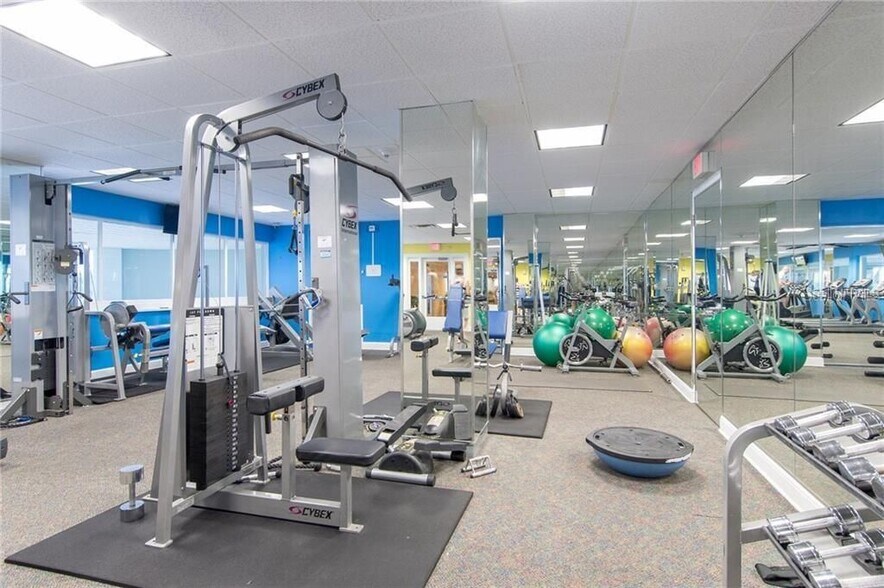 Gym - 880 Mandalay Ave