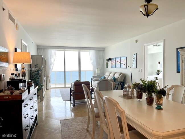 Building Photo - 3 br, 3 bath Condo - 1800 S Ocean Dr Apt 2103