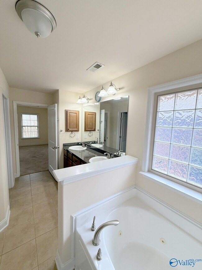 Building Photo - 235 Crab Orchard Dr