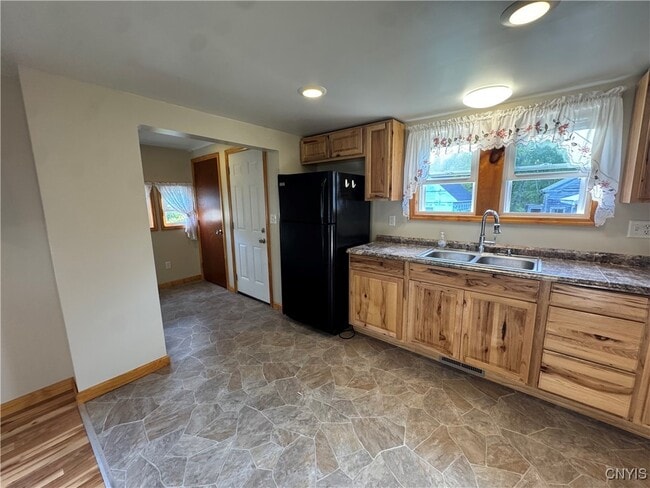 Building Photo - 5845 NY-46