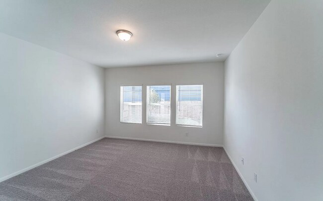 Building Photo - 200 Copper Lily Dr