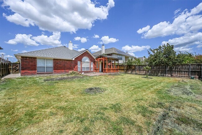 Building Photo - 216 Quail Trail Ln