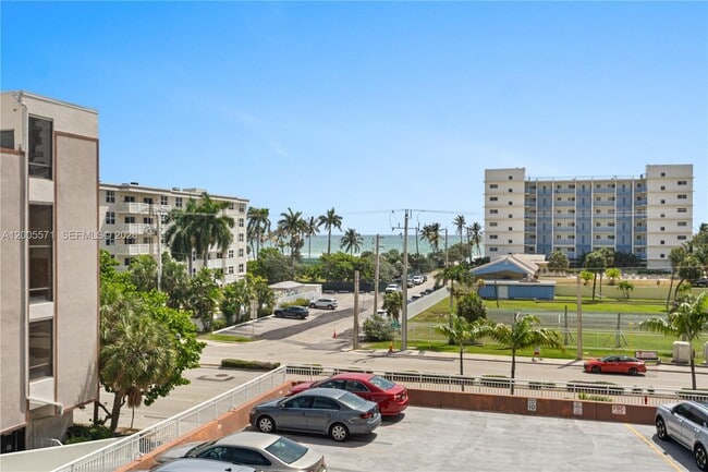 Building Photo - 1600 S Ocean Dr