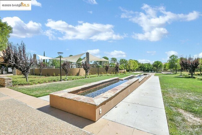 Building Photo - 1928 Barbaresco Ln