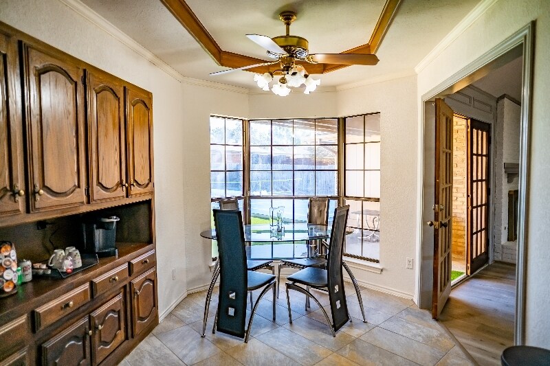 Building Photo - 3706 Bishop Hill Dr