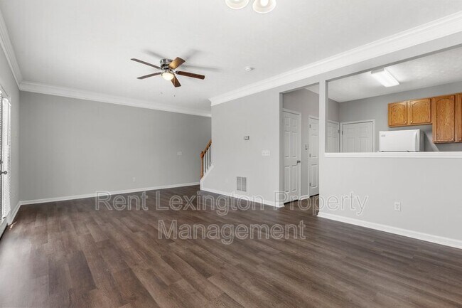 Building Photo - 1055 Duval St