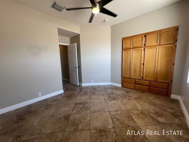 Building Photo - 9991 N High Meadow Trail