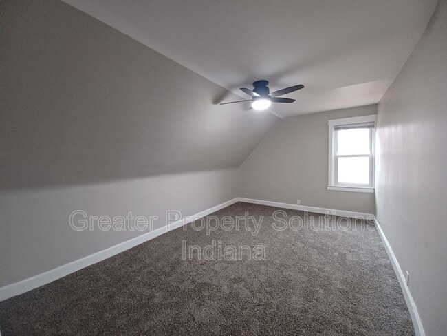 Building Photo - 1719 Sheridan Ave