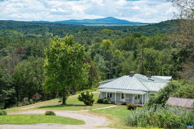 Primary Photo - 1829 Cabell Rd
