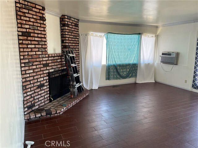 Building Photo - 20610 Hill Top Dr