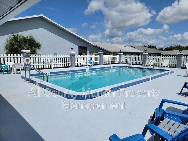 Building Photo - 10484 SW 85th Ct