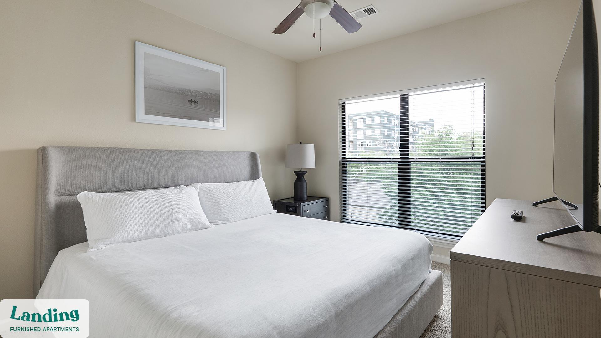 Building Photo - 715 W Slaughter Ln