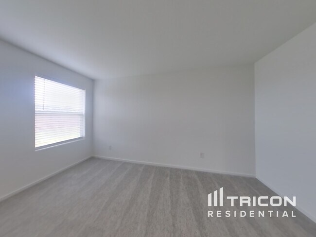 Building Photo - 3009 Dawn Sound Dr