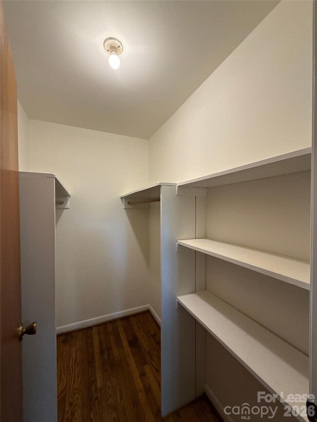 Building Photo - 112 NC-218