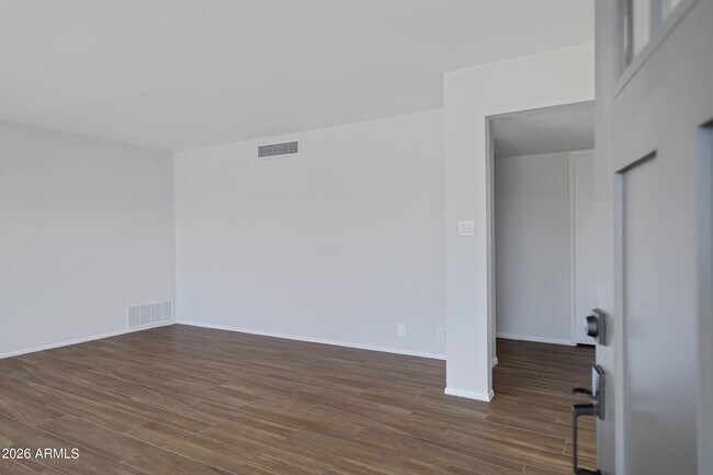 Building Photo - 8426 E Monterey Way