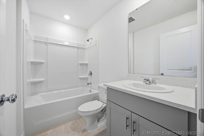 Building Photo - 2874 Skyline Lp
