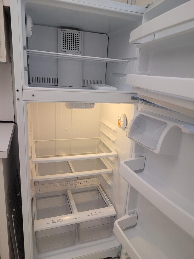 Building Photo - 1950 S Ocean Dr