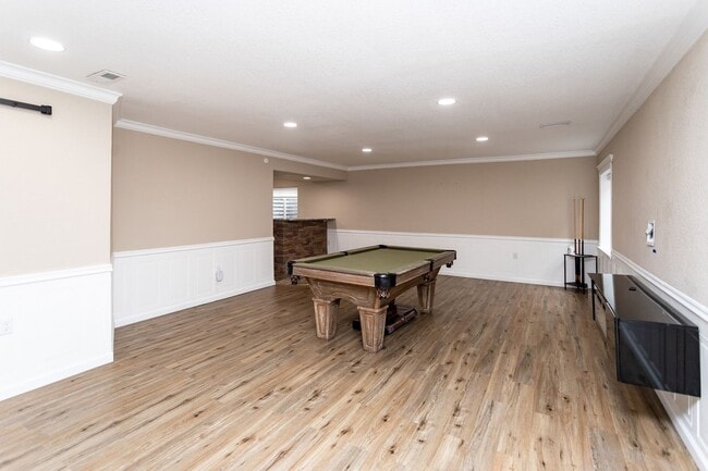 Building Photo - Beautiful Home with Stunning Views!