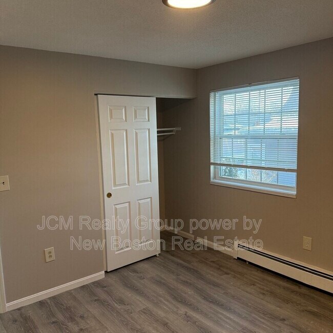 Building Photo - 509 Chatham St