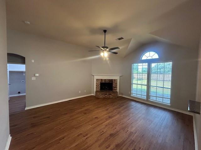 Building Photo - 2105 Cardinal Dr