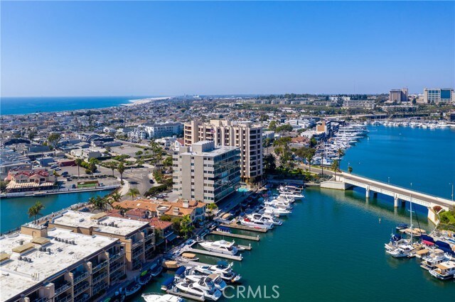 Building Photo - 601 Lido Park Dr